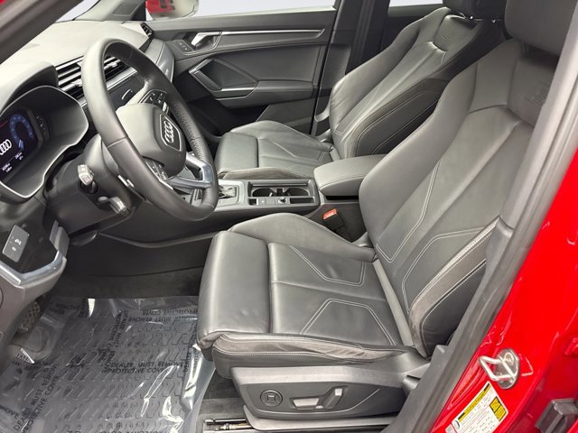 Used 2020 Audi Q3 2.0T Premium Plus w/ Premium Plus Package image 11