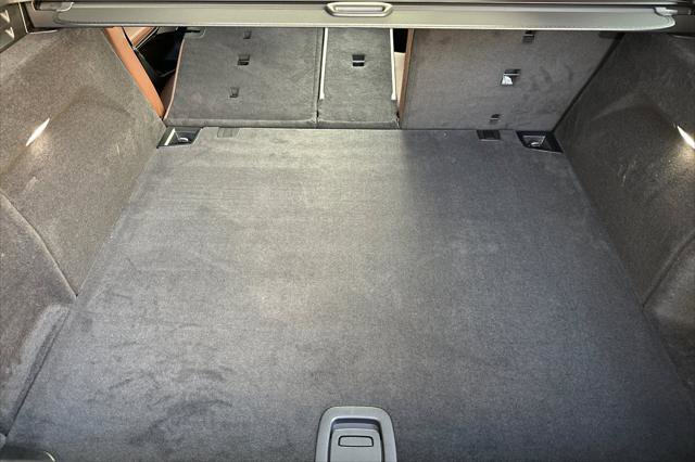 New 2026 BMW X5 xDrive40i w/ M Sport Package AWD/4WD image 14