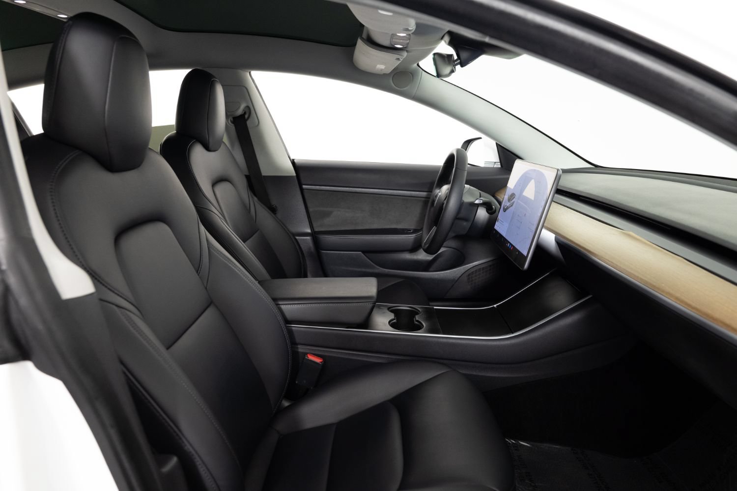 Used 2020 Tesla Model 3 Standard Range Plus RWD image 26
