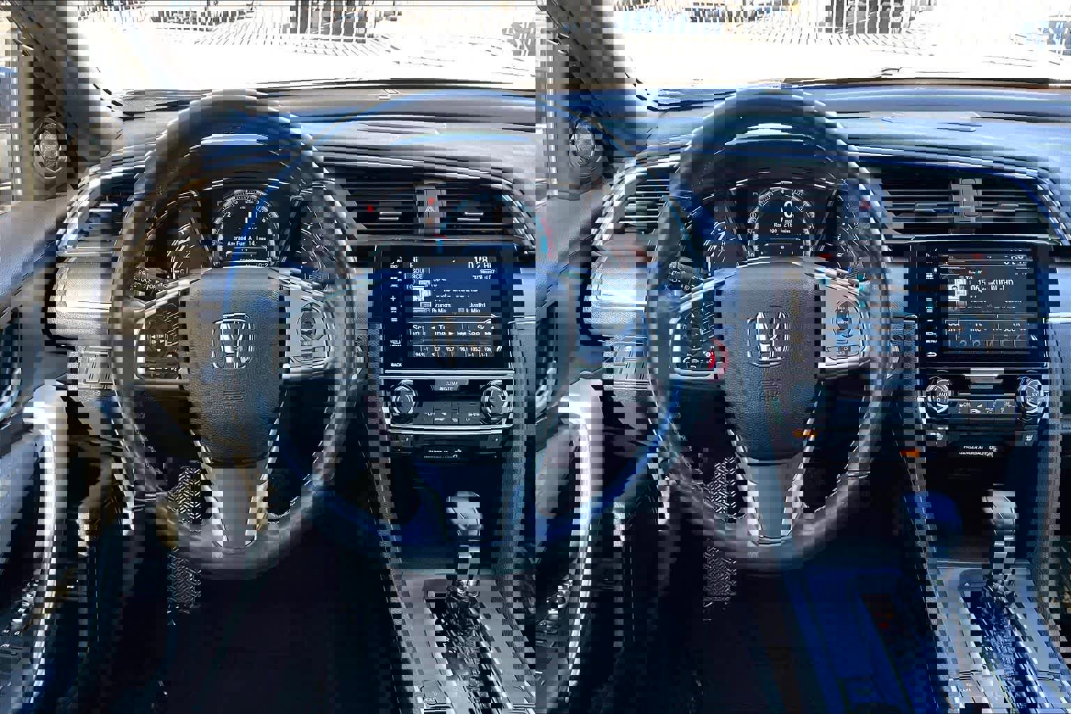 Used 2018 Honda Civic EX-T image 5