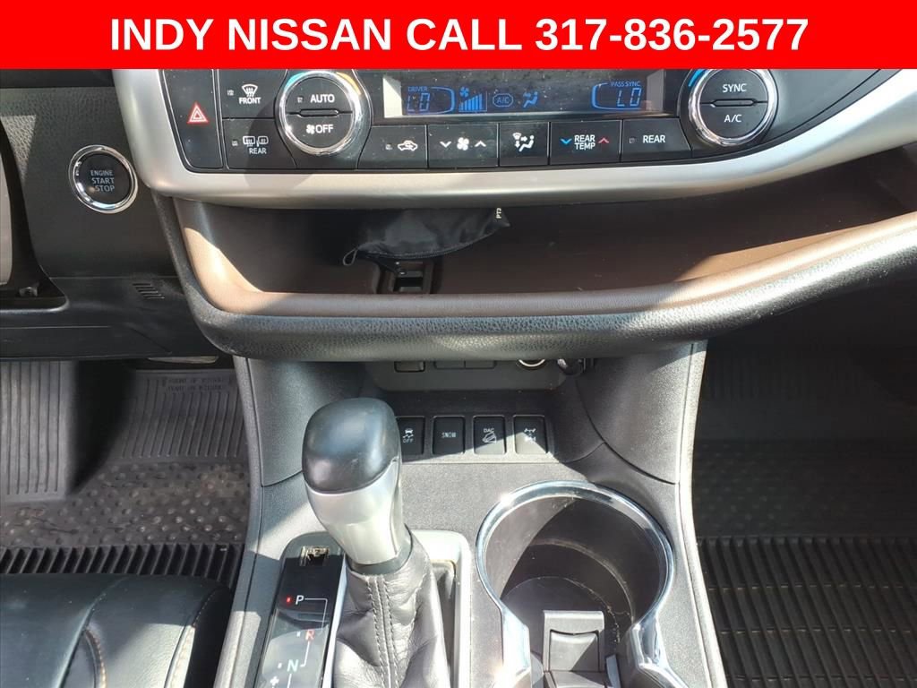 Used 2019 Toyota Highlander XLE image 23