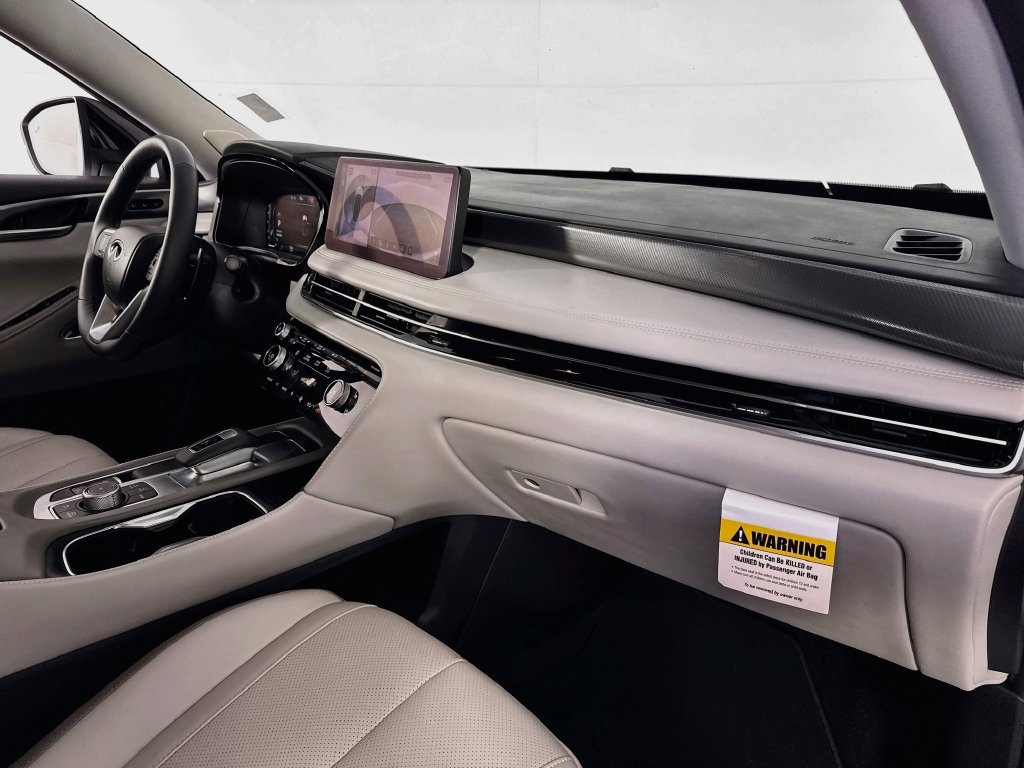Certified 2027 INFINITI QX60 Luxe w/ Cargo Package FWD image 32