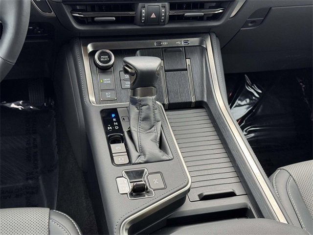 Used 2025 Lexus GX 550 image 19