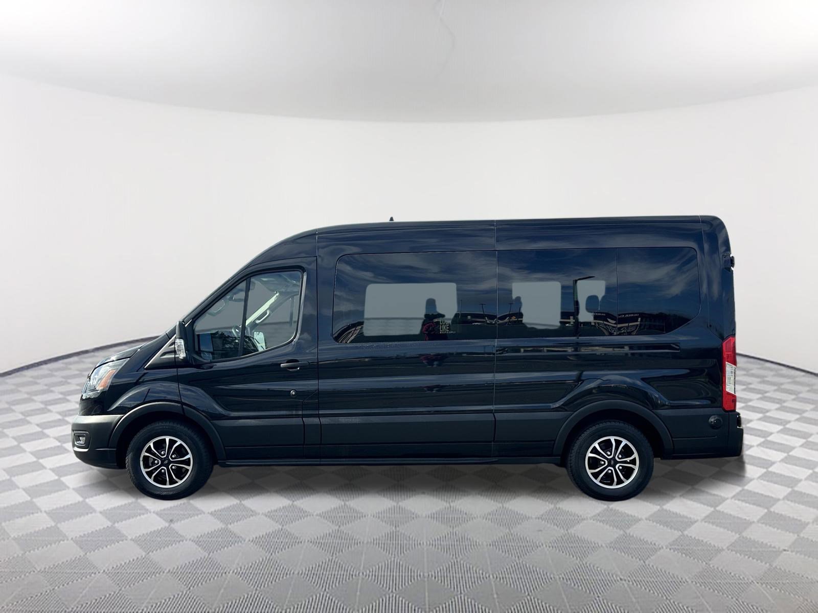 Used 2024 Ford Transit 350 XL image 11