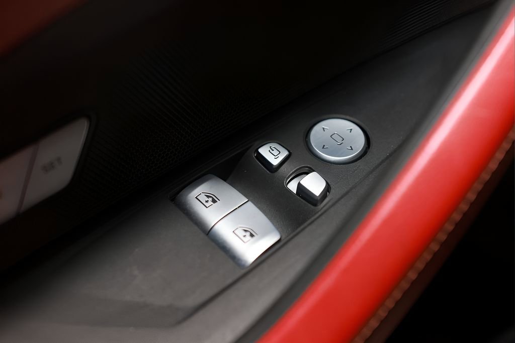 Used 2025 BMW M4 Coupe w/ Executive Package image 14