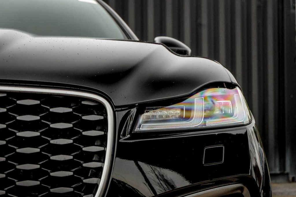 New 2026 Jaguar F-PACE R-Dynamic S image 6