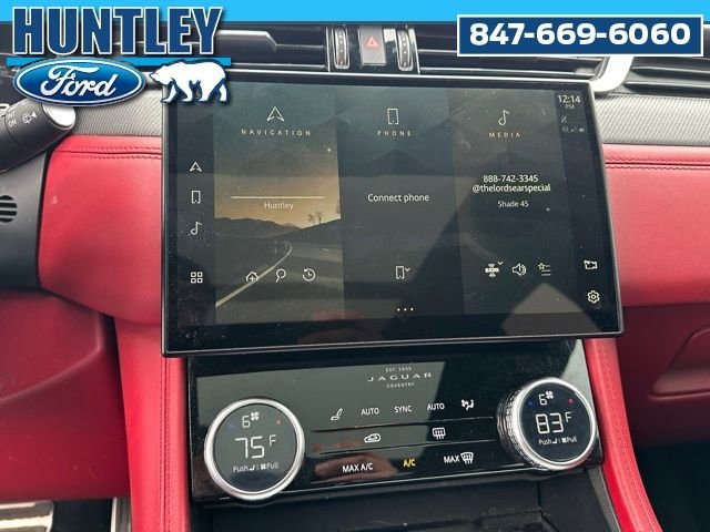 Used 2023 Jaguar F-PACE SVR image 18