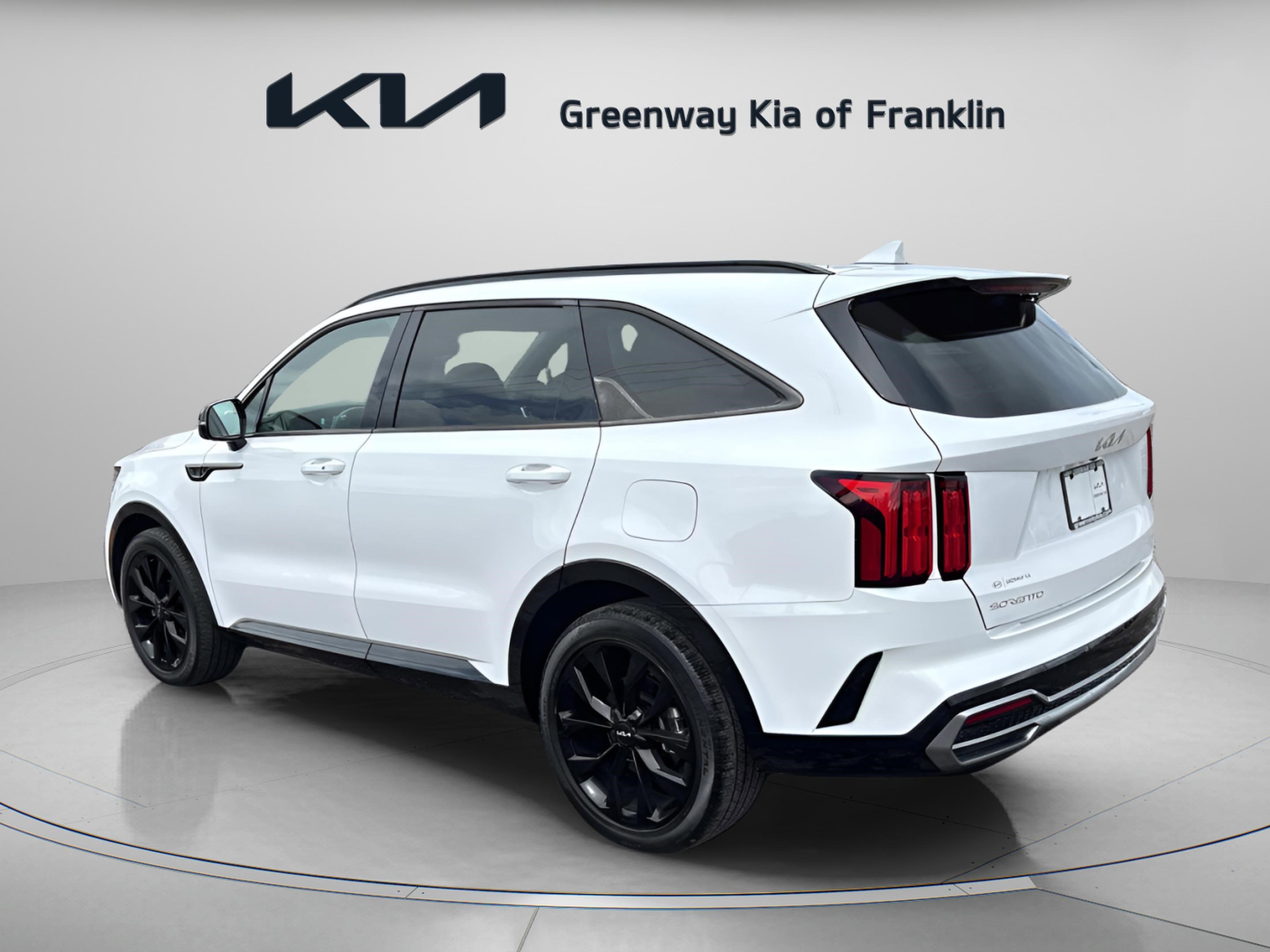 Used 2023 Kia Sorento SX FWD image 5