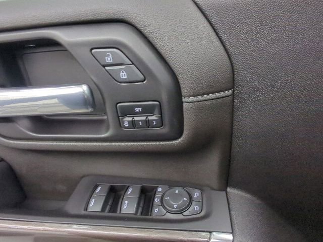 Used 2022 Chevrolet Silverado 2500 LTZ w/ LTZ Convenience Package AWD/4WD image 14