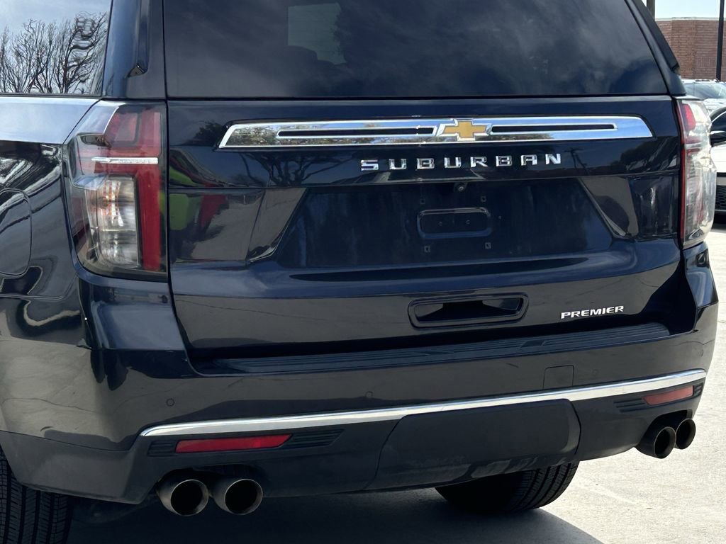 Used 2024 Chevrolet Suburban Premier AWD/4WD image 6