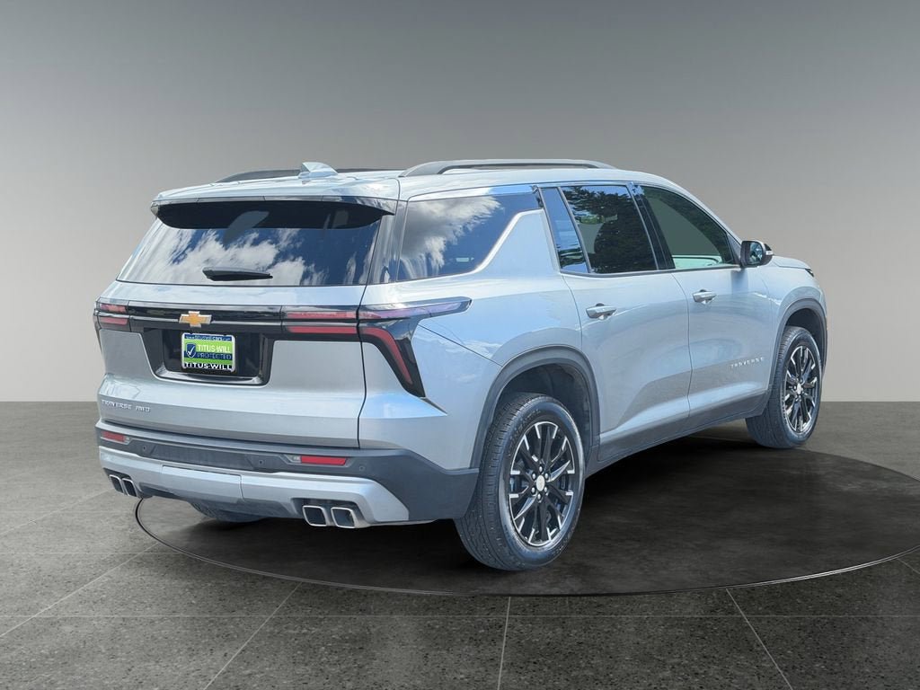 Used 2025 Chevrolet Traverse LT w/ Sun and Wheel Package AWD/4WD image 10