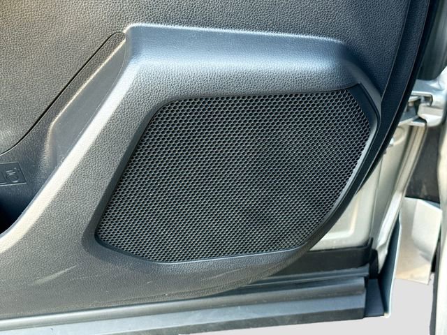 Used 2022 Toyota Highlander XLE image 18