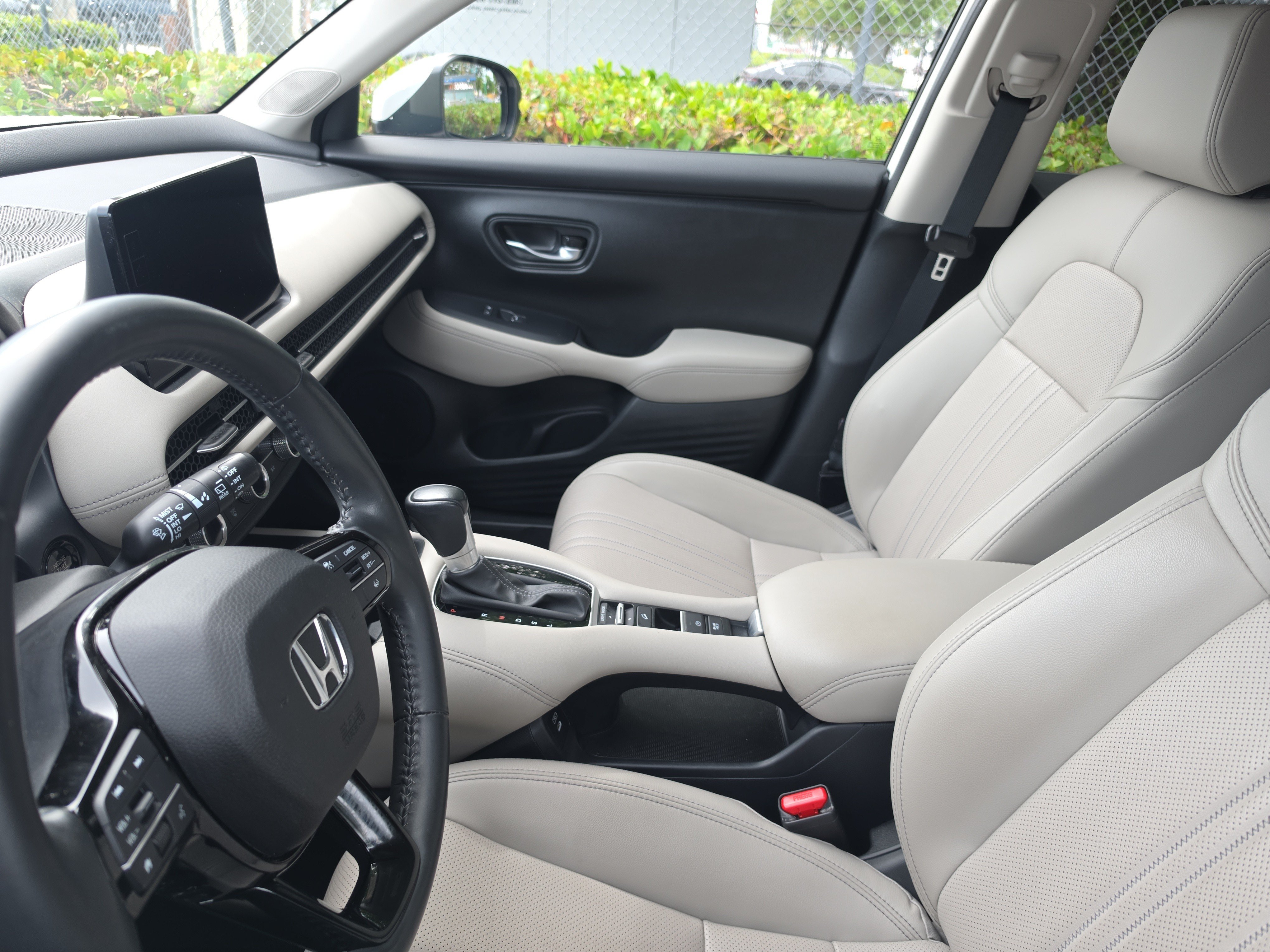 Certified 2024 Honda HR-V EX-L image 13