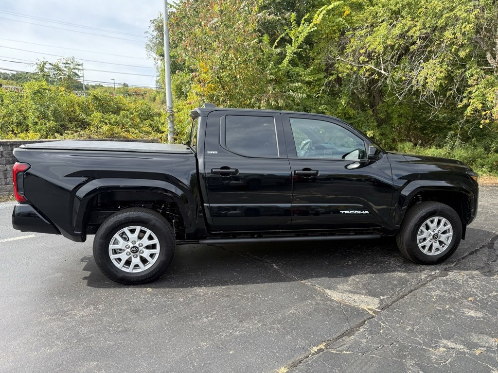 Certified 2025 Toyota Tacoma SR5 image 6