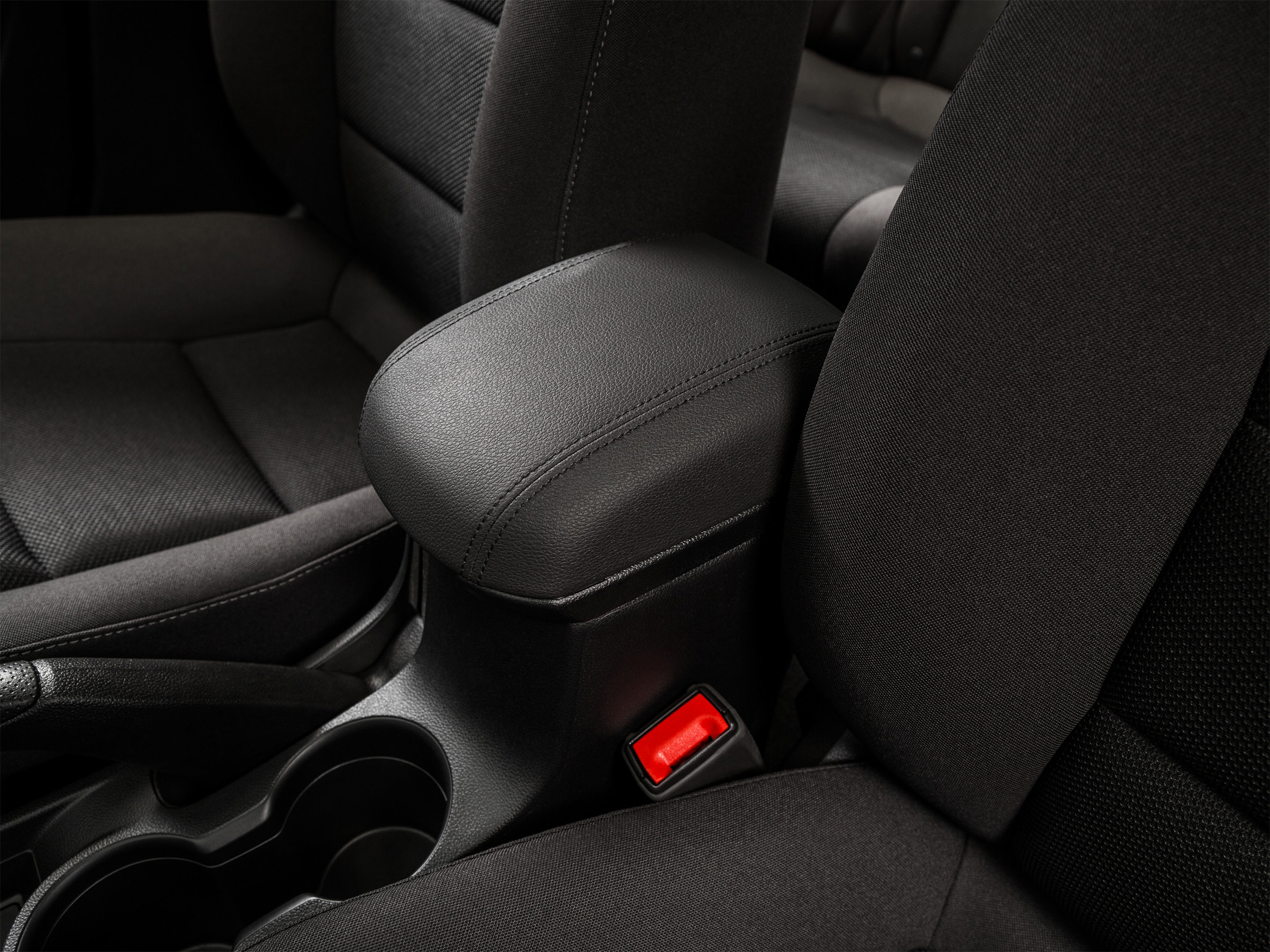 Used 2015 Chevrolet Cruze LT w/ Technology Package FWD image 32