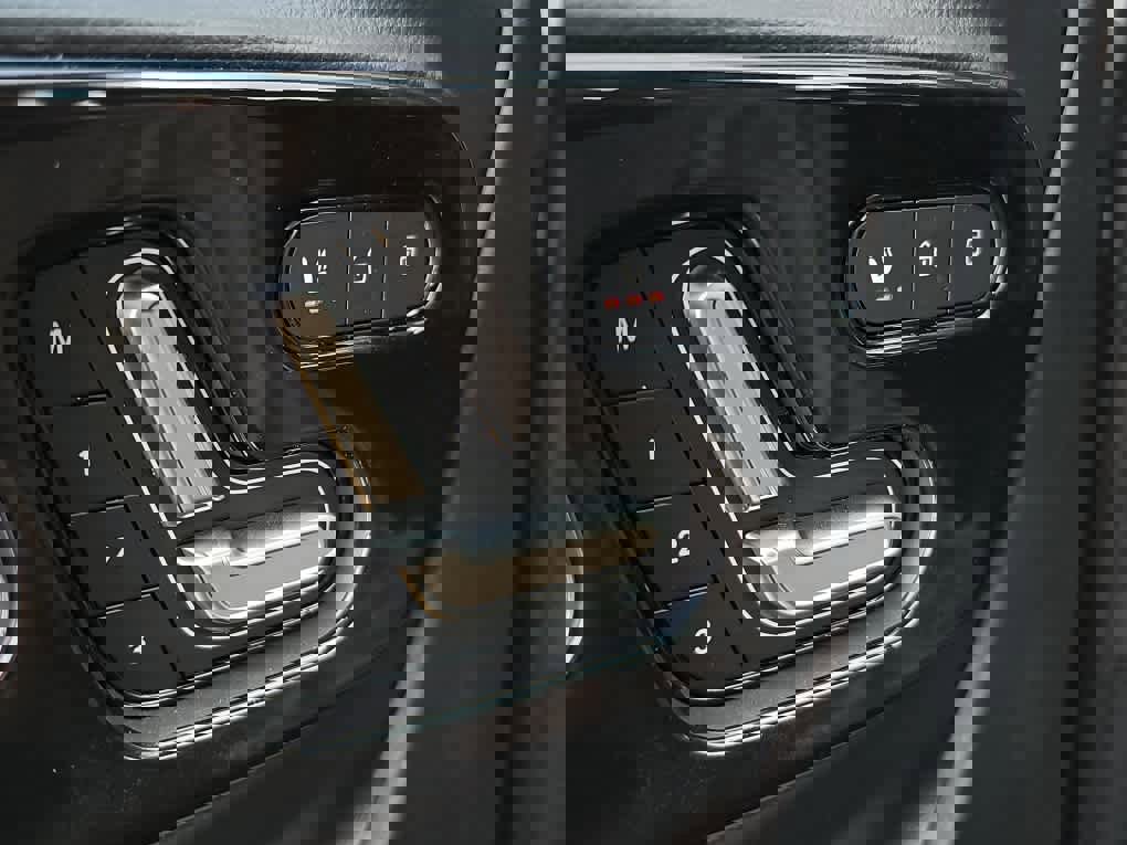 Used 2023 Mercedes-Benz Sprinter 2500 image 34