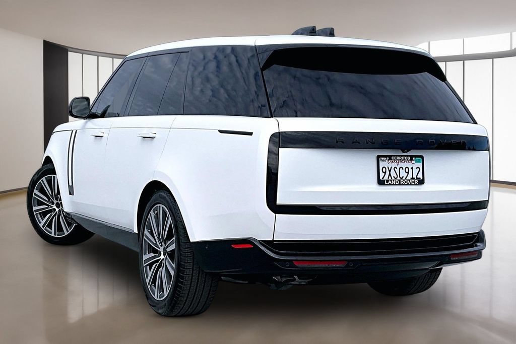 Certified 2025 Land Rover Range Rover Autobiography AWD/4WD image 4
