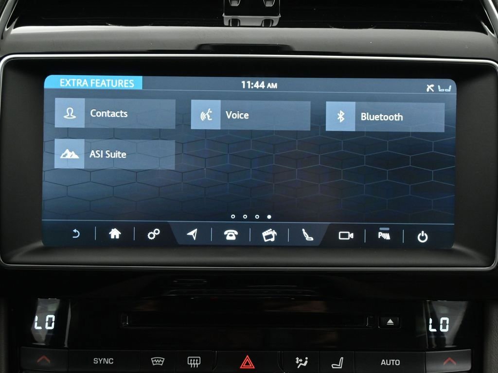 Used 2020 Jaguar F-PACE R-Sport image 33