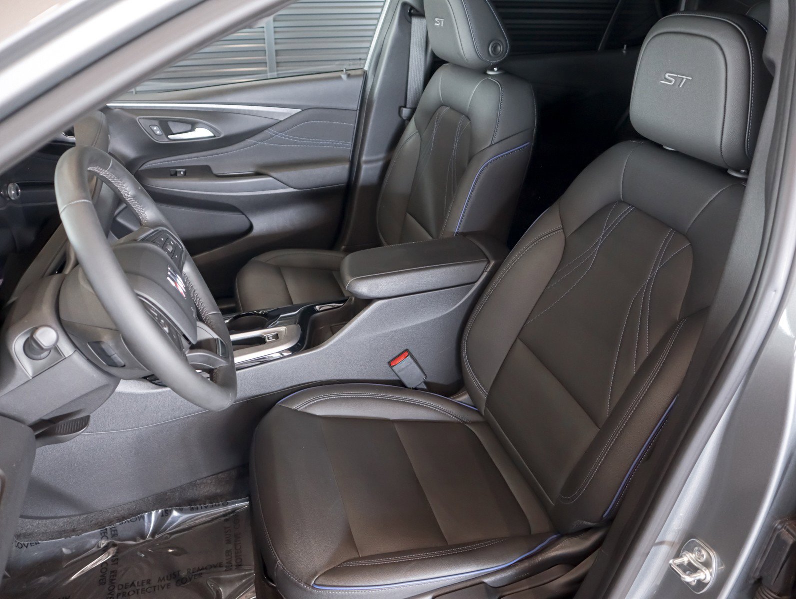 Used 2025 Buick Envista Sport Touring w/ Convenience II Package image 8