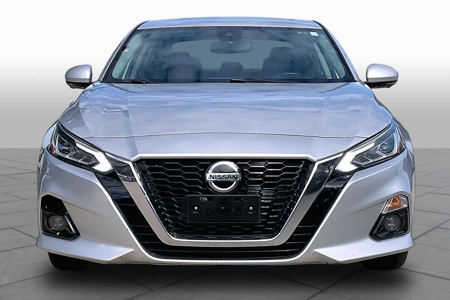 Used 2019 Nissan Altima 2.5 Platinum FWD image 3