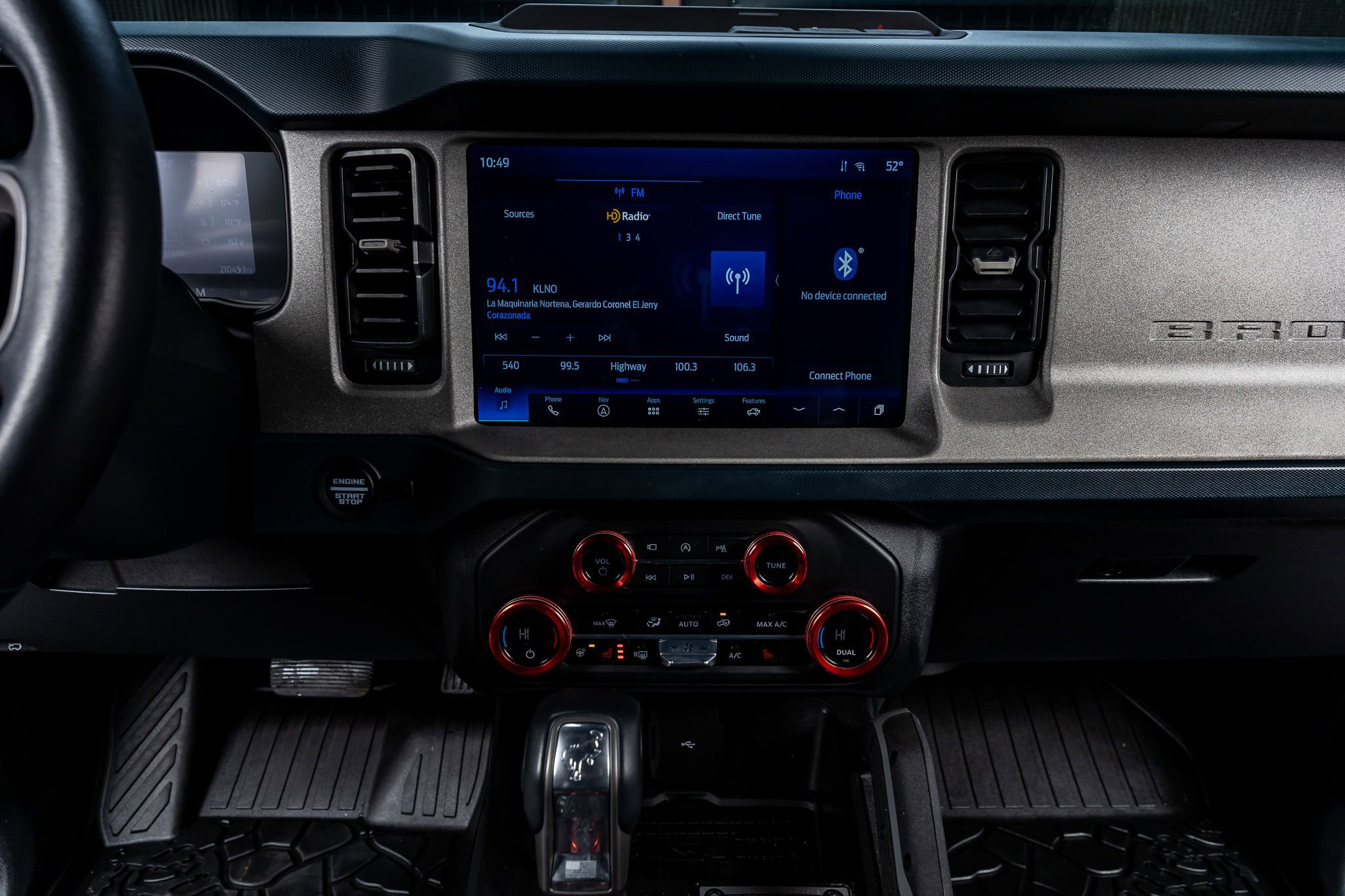 Used 2024 Ford Bronco Outer Banks image 23