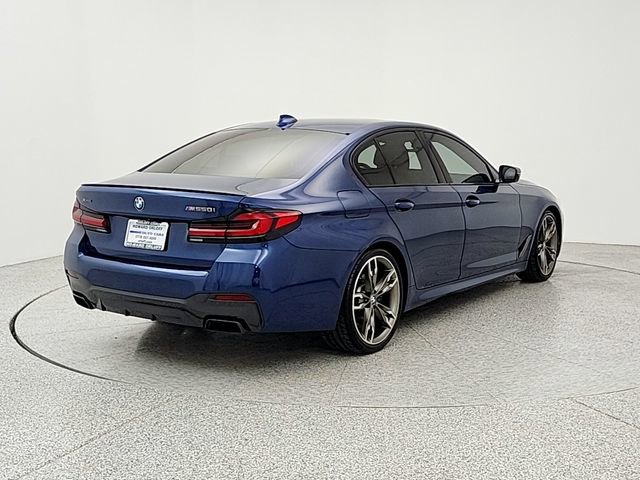 Used 2021 BMW M550i xDrive w/ Dynamic Handling Package image 5