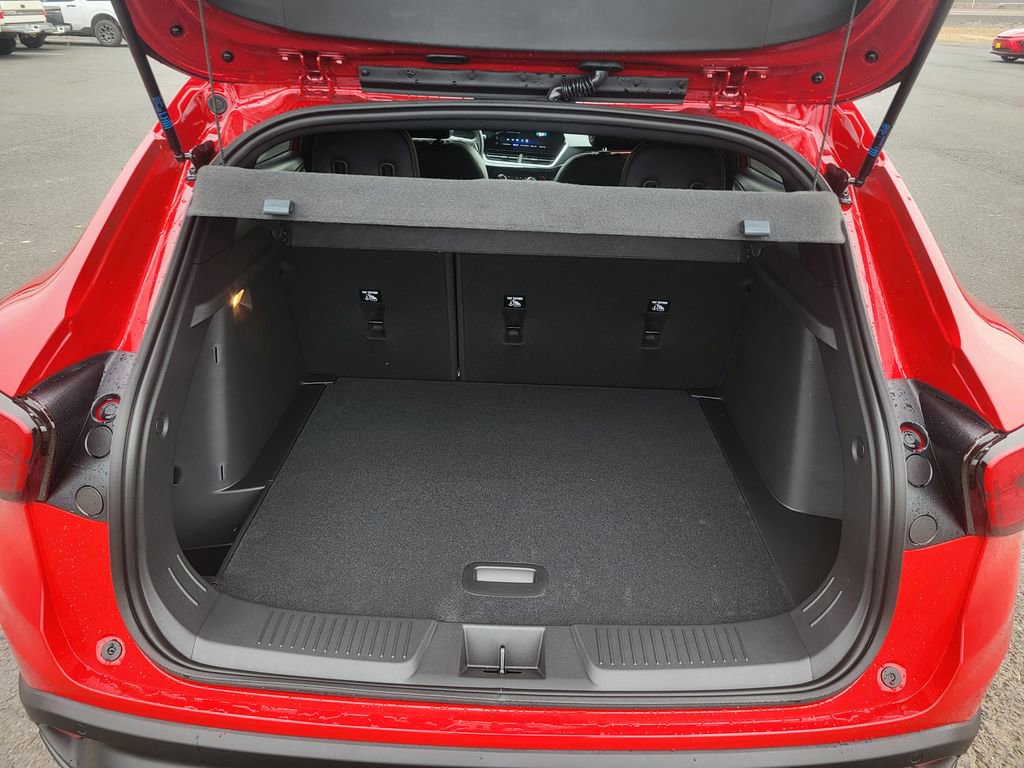 New 2026 Chevrolet Trax RS w/ Driver Confidence Package image 15