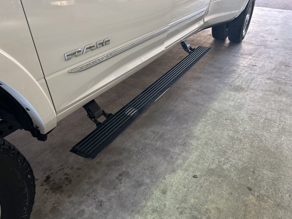 Used 2020 RAM 3500 Limited image 18