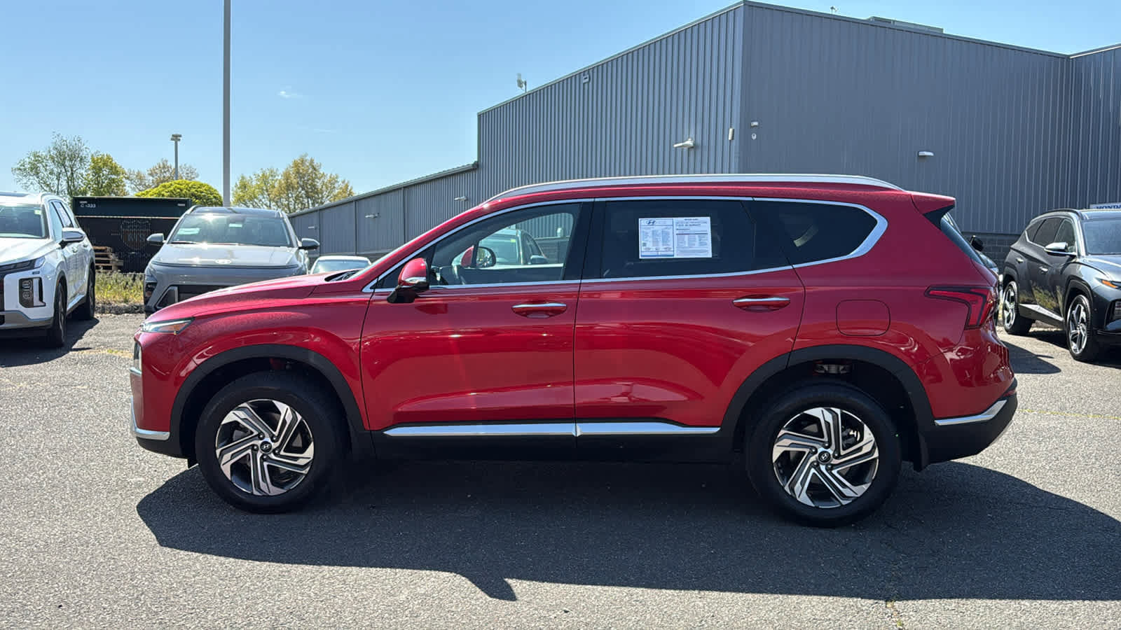 Used 2023 Hyundai Santa Fe SEL w/ Premium Package AWD/4WD image 4