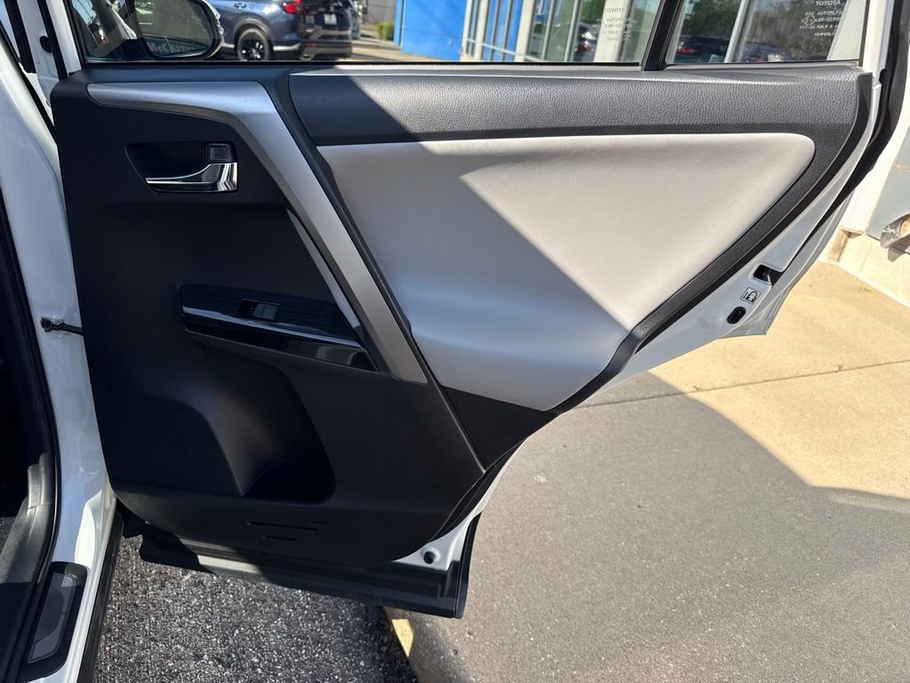 Used 2017 Toyota RAV4 Limited w/ Protection Package image 39