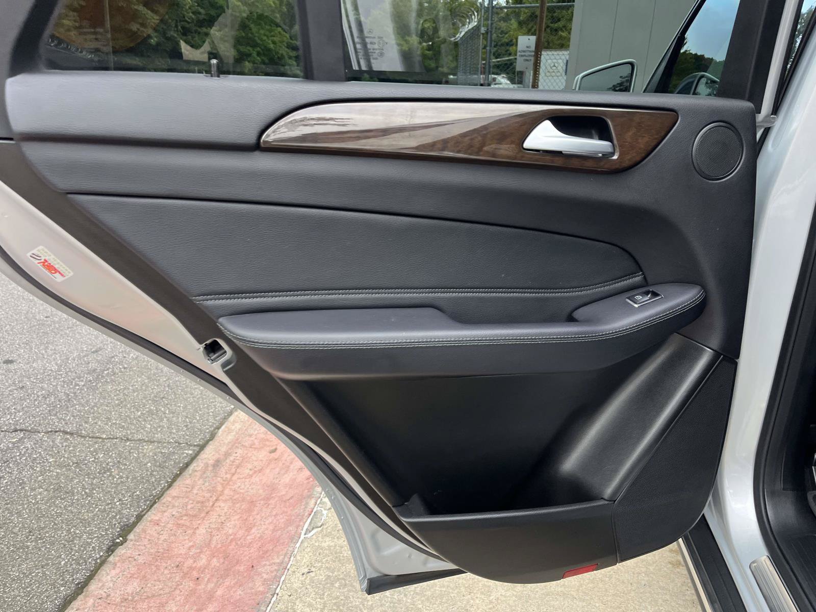 Used 2018 Mercedes-Benz GLE 350 4MATIC image 42