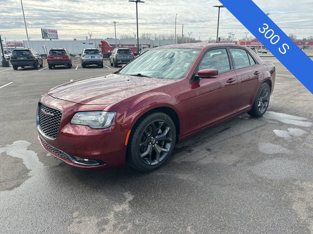 Used 2021 Chrysler 300 S image 3