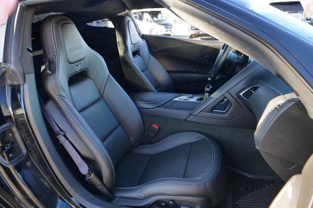 Used 2016 Chevrolet Corvette Z06 w/ 3LZ Preferred Equipment Group image 34