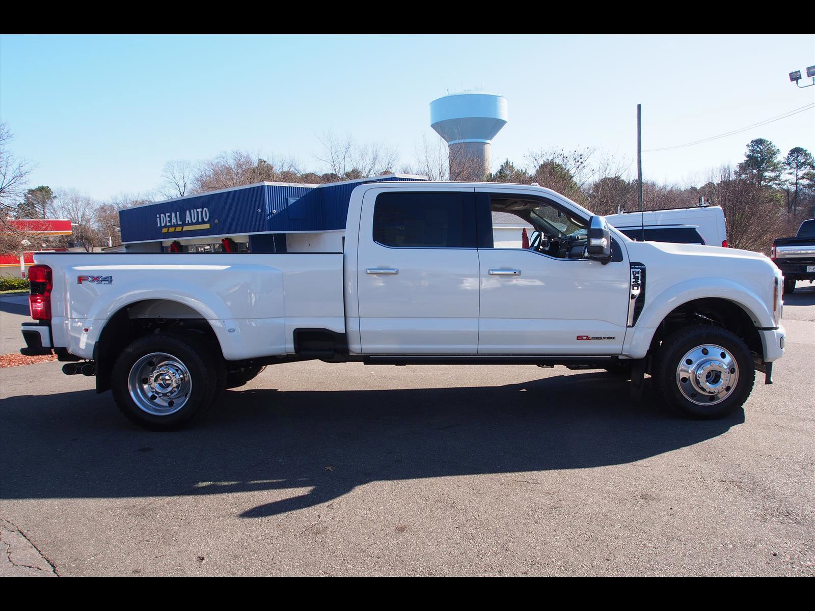Used 2026 Ford F450 Platinum w/ Platinum Plus Package image 8
