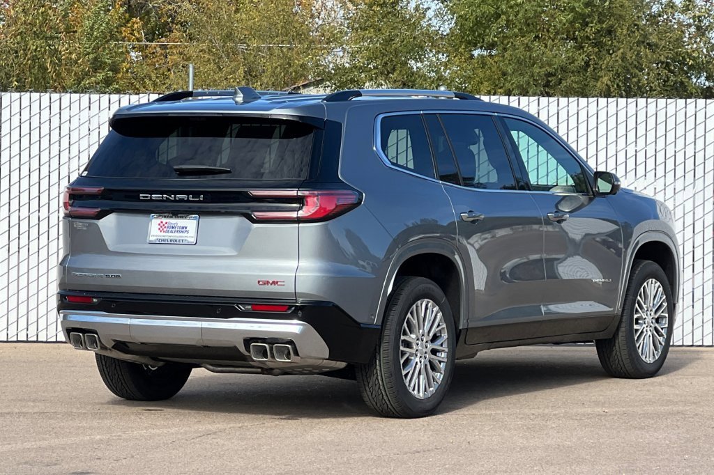 New 2026 GMC Acadia Denali w/ Super Cruise Package image 4