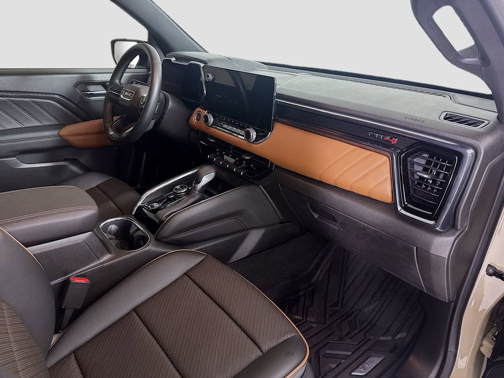 Used 2024 GMC Canyon AT4 w/ AT4 Premium Package image 14