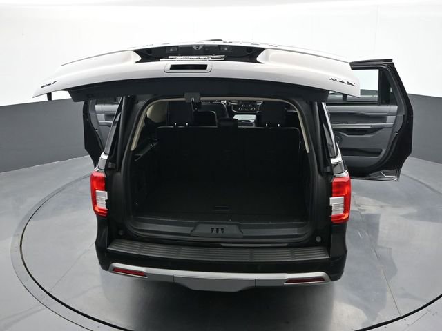 Used 2024 Ford Expedition Max XLT image 27
