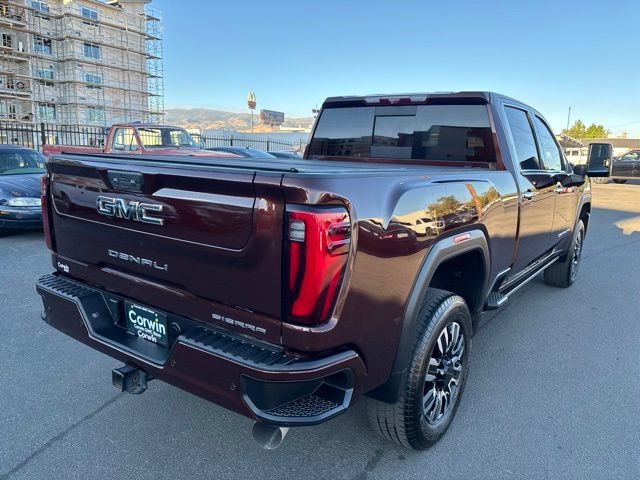Used 2024 GMC Sierra 2500 Denali Ultimate AWD/4WD image 8