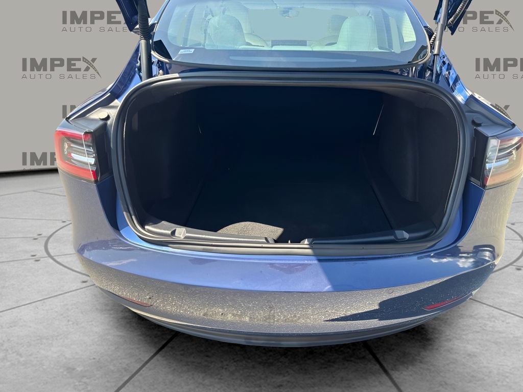 Used 2022 Tesla Model 3 Long Range AWD/4WD image 22