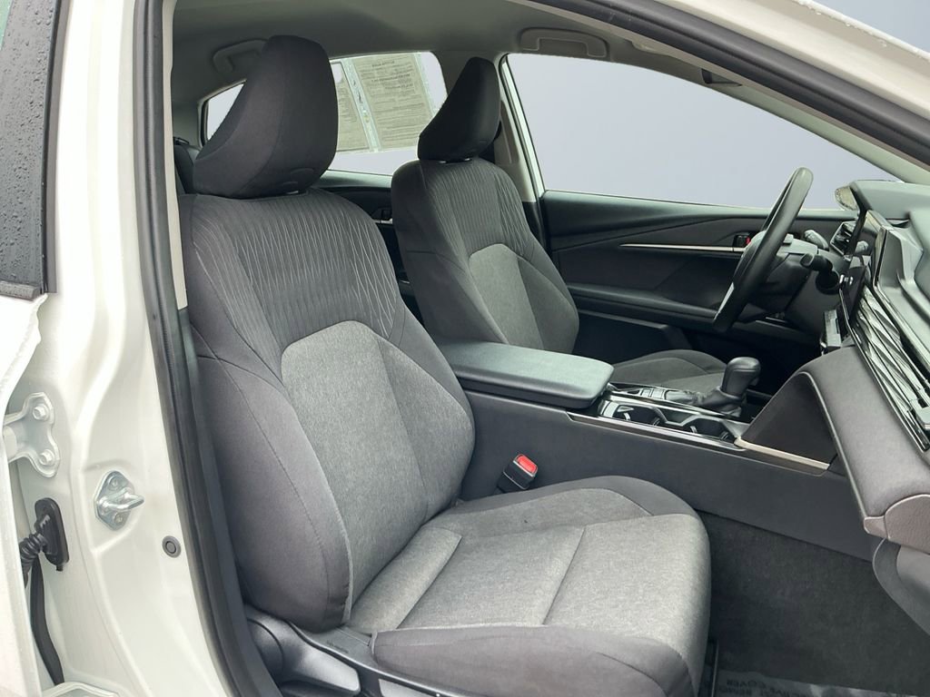 Certified 2025 Toyota Camry LE image 17
