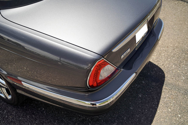 Used 2006 Jaguar XJ8 RWD image 70