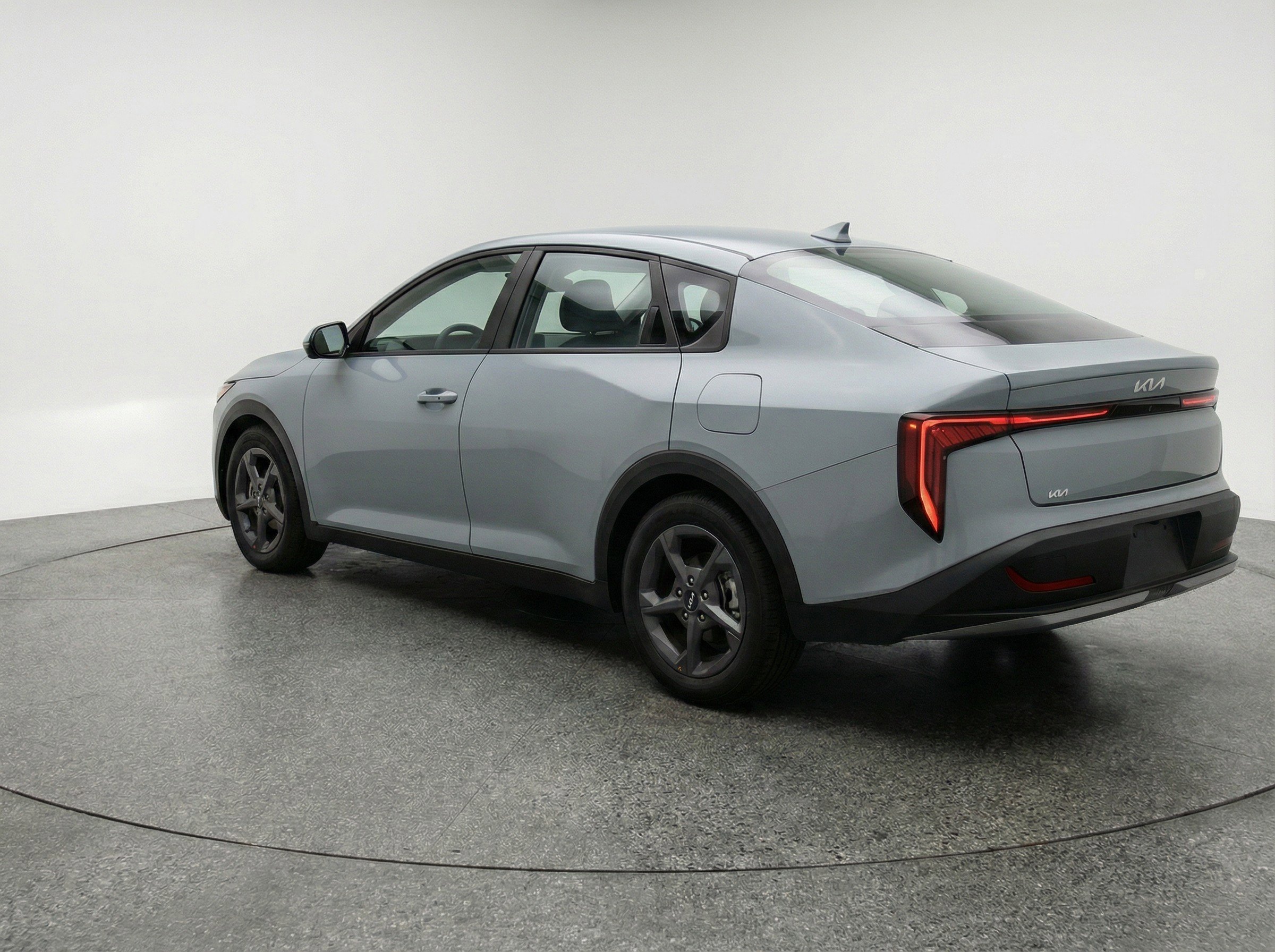 Used 2025 Kia K4 FWD image 6