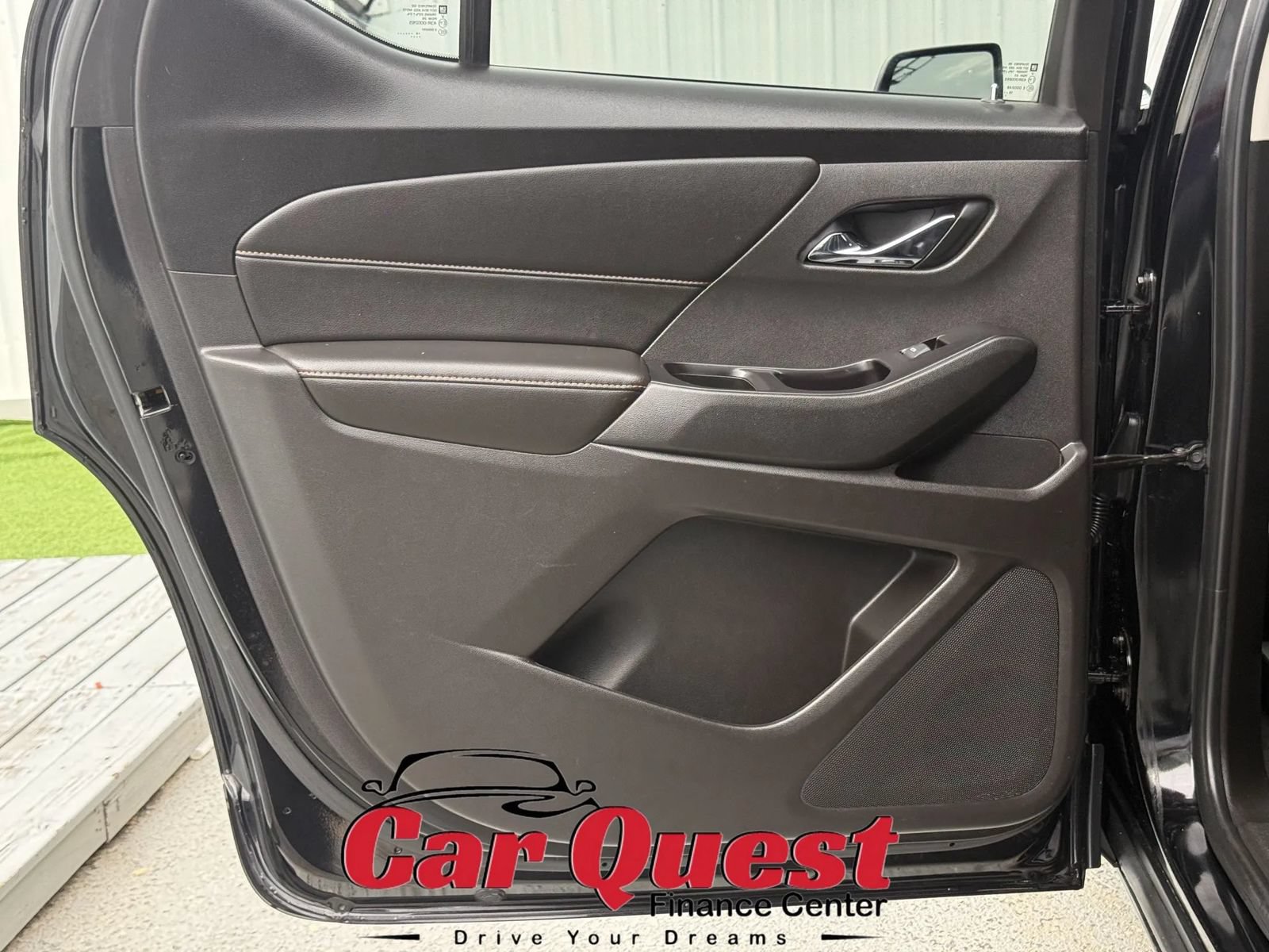 Used 2019 Chevrolet Traverse RS AWD/4WD image 13