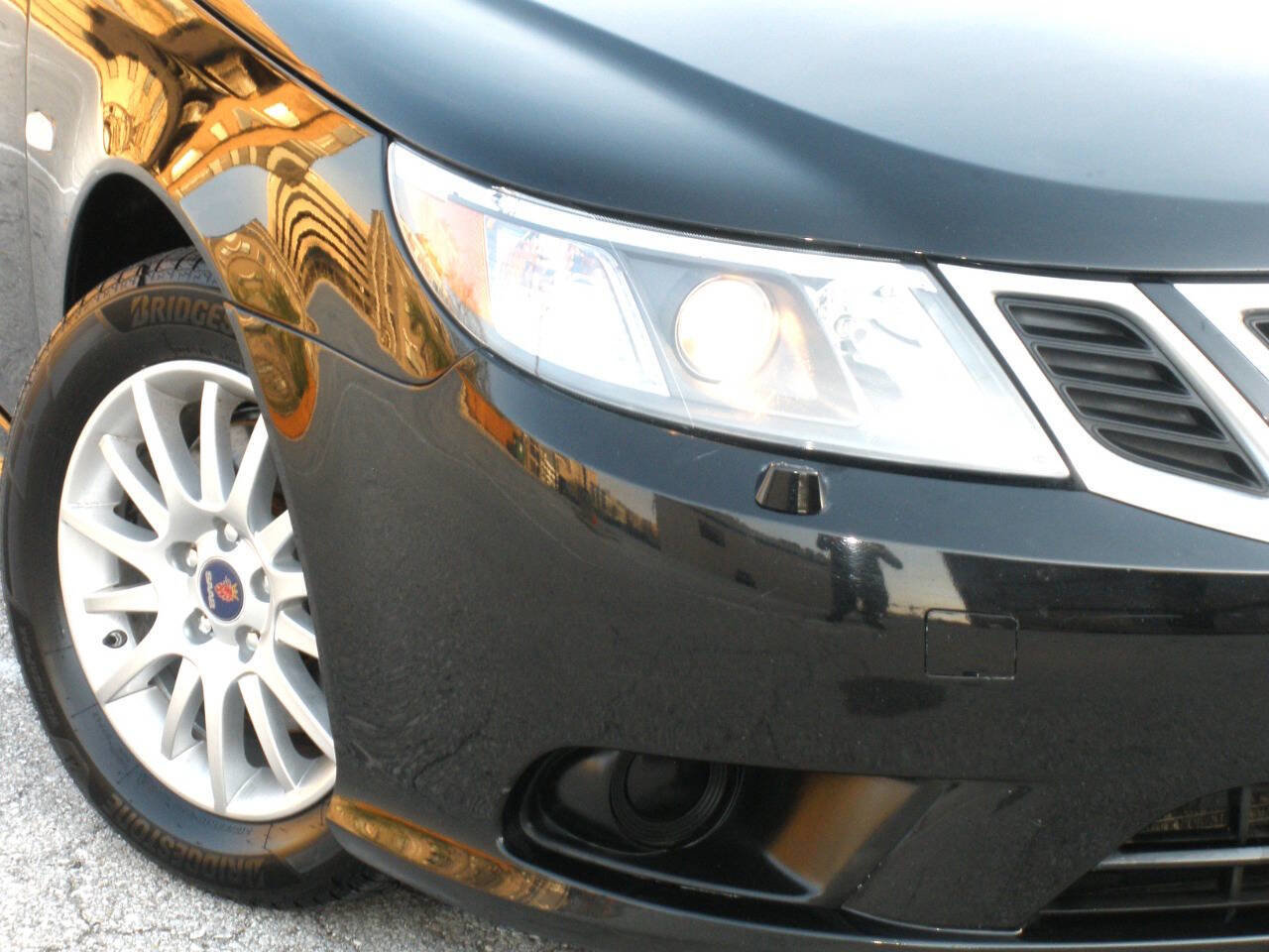 Used 2008 Saab 9-3 2.0T w/ Moonroof Package image 3