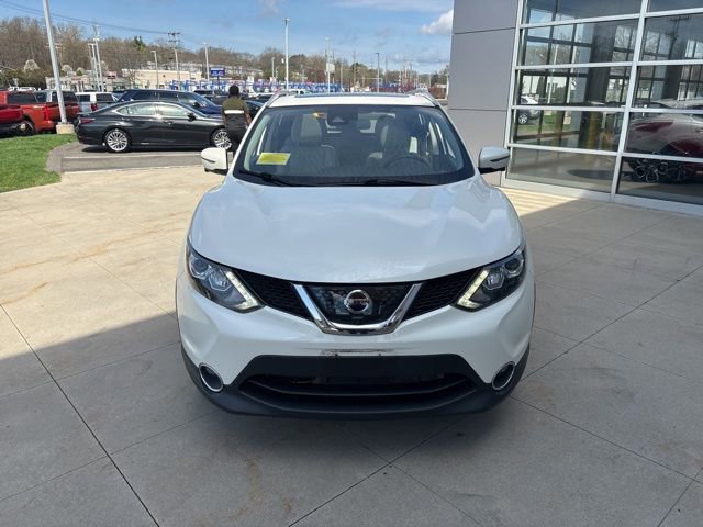 Used 2018 Nissan Rogue Sport SL w/ SL Premium Package image 2