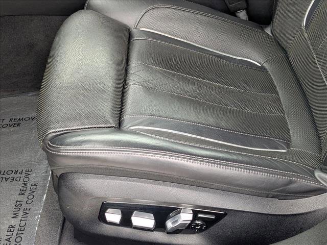 Used 2018 BMW 750i image 17