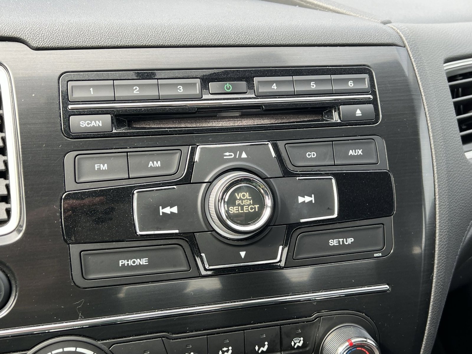 Used 2013 Honda Civic LX image 15