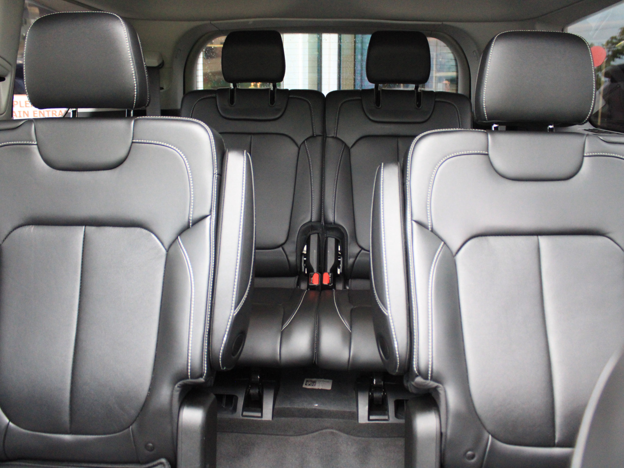 Used 2022 Jeep Grand Cherokee L Limited w/ Black Appearance Package AWD/4WD image 28