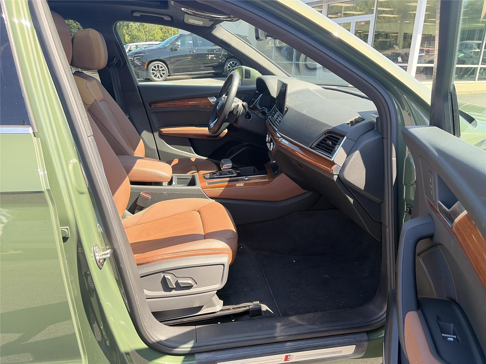 Used 2022 Audi Q5 2.0T Premium Plus AWD/4WD image 15