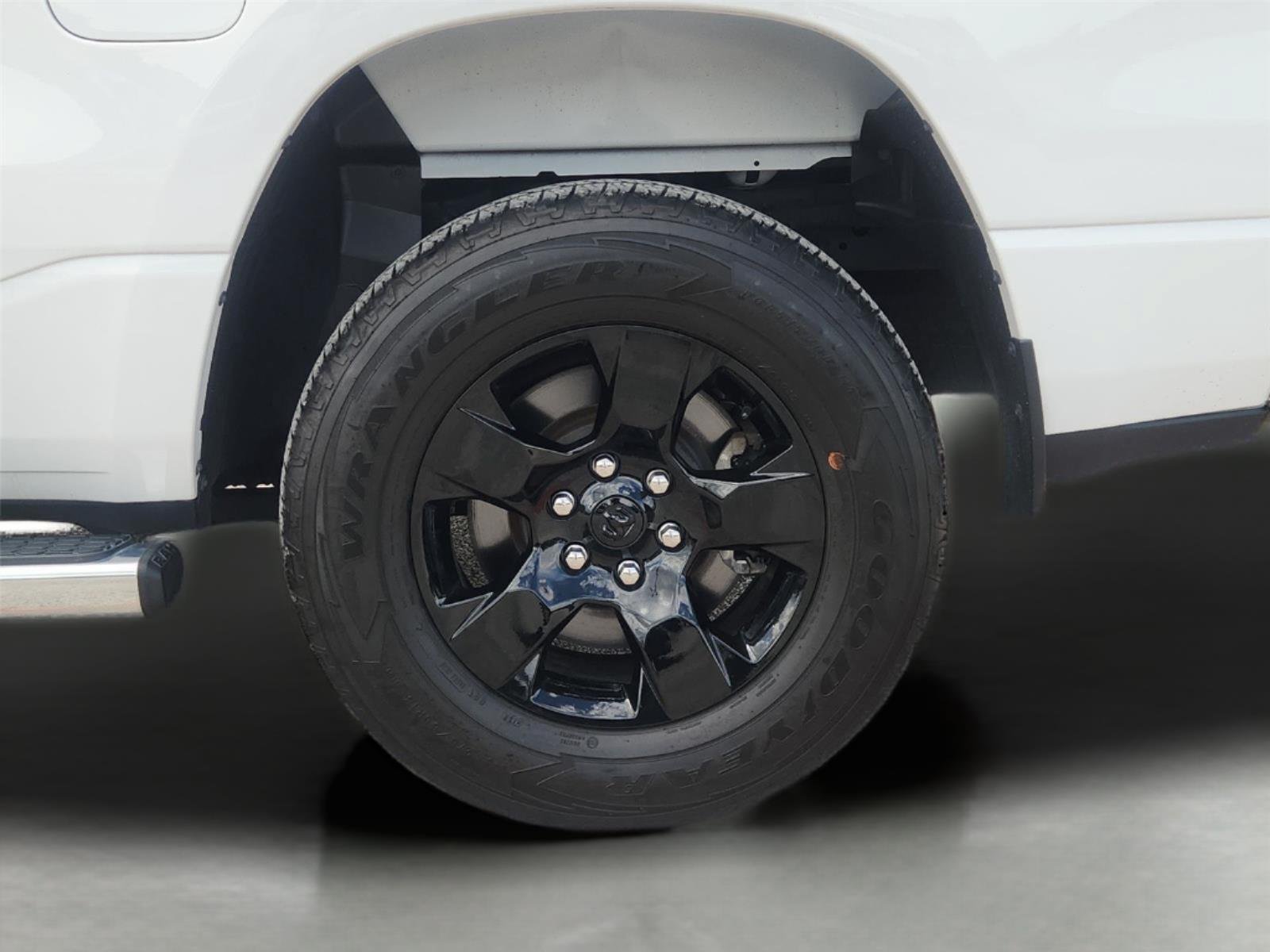 Used 2023 RAM 1500 Big Horn AWD/4WD image 31